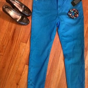 Ralph Loren brilliant blue jeans, super soft!